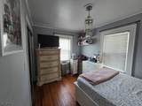 725 Schuyler Ave - Photo 32