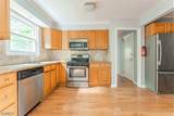 18 Macfarlan Ave - Photo 2