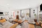 951 Darien Ter - Photo 17