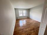 15 Hanover Sq - Photo 2
