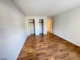 15 Hanover Sq - Photo 6
