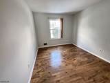 15 Hanover Sq - Photo 7