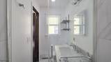 388 Garibaldi Ave - Photo 18