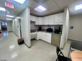 15 Valley St - Photo 16