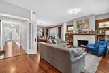 29 Temple Pl - Photo 10