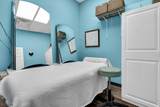 0 Unknown - Photo 11