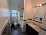 906 Flora St - Photo 11