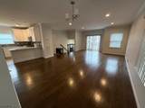 906 Flora St - Photo 6