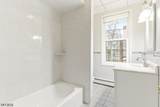 72 Lang St - Photo 6