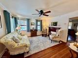 9 Hillview Ter - Photo 16