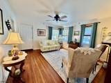 9 Hillview Ter - Photo 17