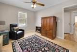 410 Horseneck Rd - Photo 8