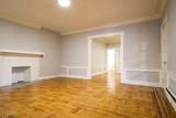 19 Poe Ave - Photo 4