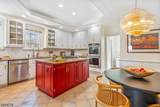 245 Montrose Ave - Photo 19