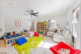 245 Montrose Ave - Photo 32