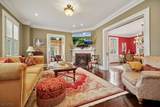 966 Hillside Ave - Photo 6