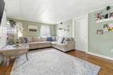 302 Oswald Pl - Photo 3