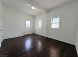 1115 Mary St - Photo 9