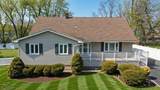 35 Thompson Ave - Photo 1