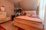 1204 W 3rd St - Photo 12