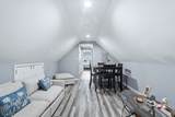 757 Thomas St - Photo 23