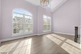 111 Riverwalk Way - Photo 5