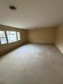 28 Carr St - Photo 32