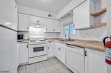 233 Spruce Ct - Photo 9