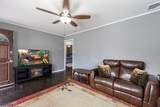 537 Rogers Dr - Photo 3