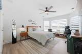 521 Hillsborough Rd - Photo 22
