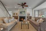 33 Holland Ave - Photo 3