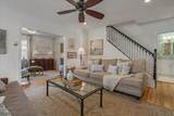 33 Holland Ave - Photo 6