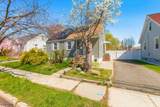 238 Bradford Ave - Photo 2