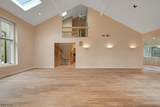 15 Robinhood Dr - Photo 11