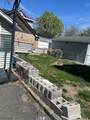 427 Robins St - Photo 5