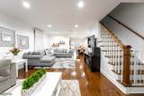 144 Silleck St - Photo 2