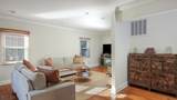 1910 Grandview Ave - Photo 8
