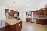 157 Freeman St - Photo 3