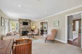 395 Meadowbrook Ln - Photo 8