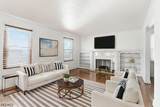 327 Field Pl - Photo 3