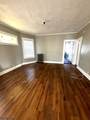 203 Lawrence Pl - Photo 4
