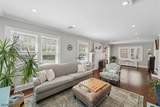 582 Sherwood Pkwy - Photo 11
