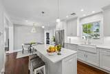 582 Sherwood Pkwy - Photo 3