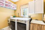 746 Clarence St - Photo 17