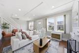 1466 Center St - Photo 4
