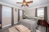 802 Riverbend Dr - Photo 11