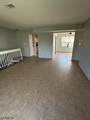 212 N Oaks Blvd - Photo 8