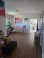 136 Hobson St - Photo 3
