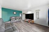 721 E Curtis St - Photo 3