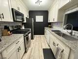 322 Stratford Pl - Photo 3